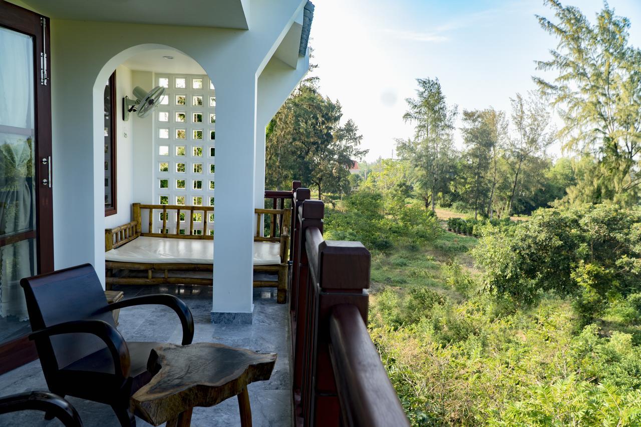 Louis Villa Hoi An Exterior photo